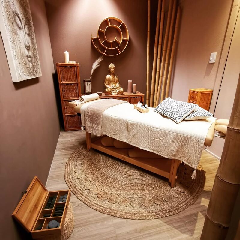 Kosmetikstudio Zug – eleganter Behandlungsraum von All About Beauty an der Ägeristrasse